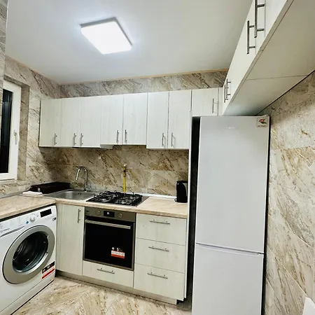 Apartment Landmark View - Concerthall - Chic Comfort 1bdr Bucharest