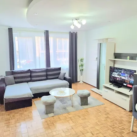 Daire Landmark View - Concerthall - Chic Comfort 1bdr *