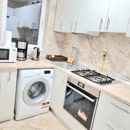 Landmark View - Concerthall - Chic Comfort 1bdr Daire *