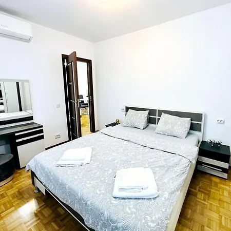 Landmark View - Concerthall - Chic Comfort 1Bdr