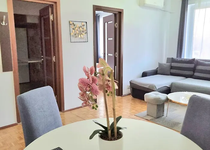 Landmark View - Concerthall - Chic Comfort 1bdr *