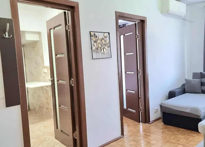 Landmark View - Concerthall - Chic Comfort 1bdr * Boekarest
