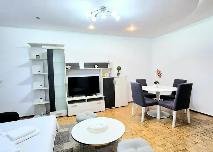 Landmark View - Concerthall - Chic Comfort 1bdr Boekarest