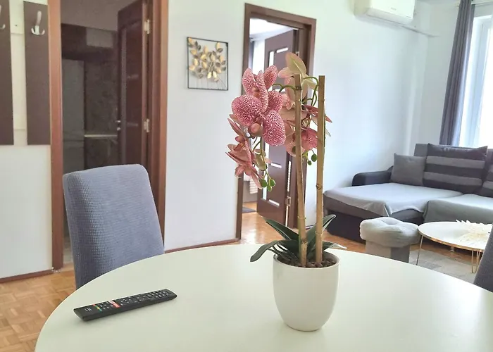 Apartman Landmark View - Concerthall - Chic Comfort 1bdr